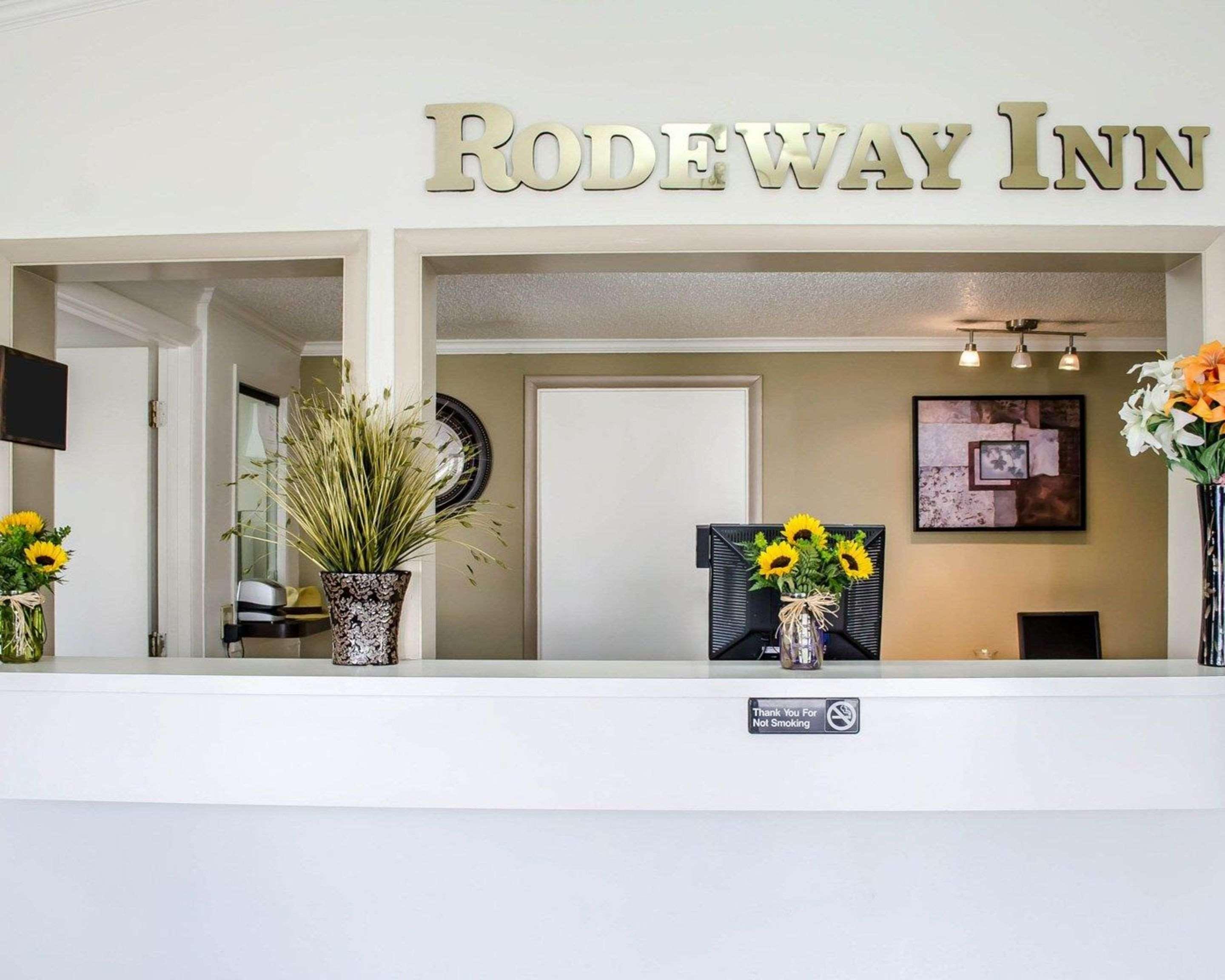 Rodeway Inn Carlisle Exterior photo